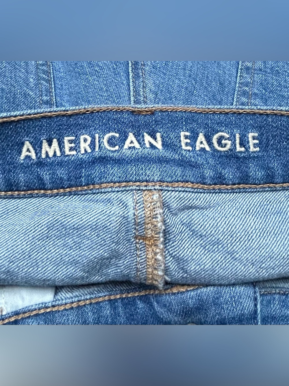 American Eagle Highest Rise 90’s Boyfriend Shorts Size 12 Distressed Stretch - Picture 3 of 7